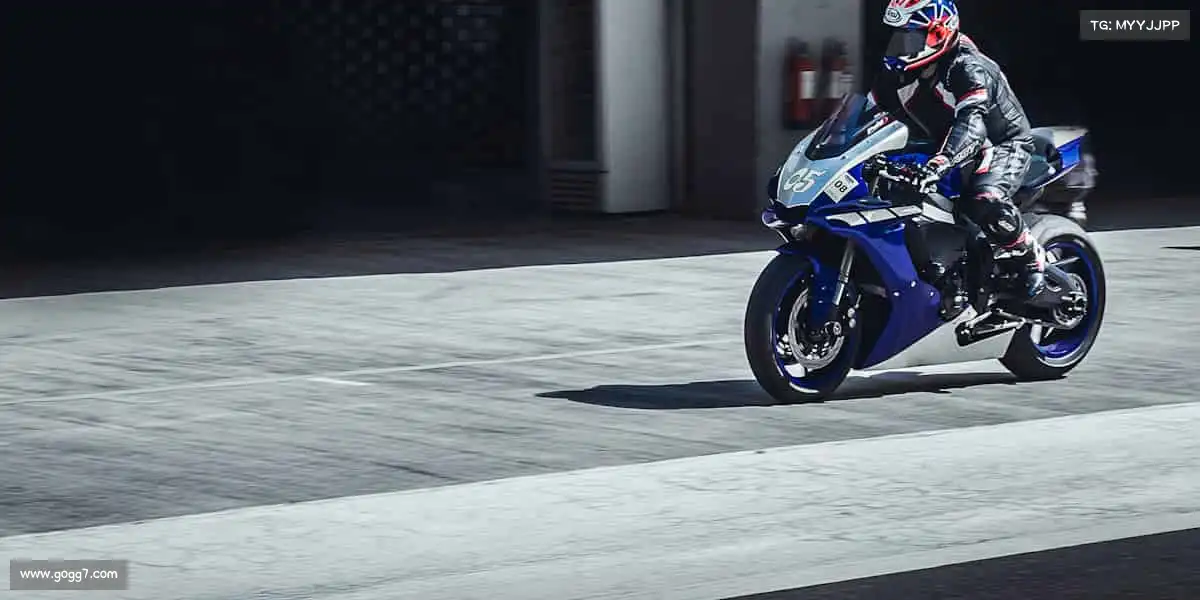 必一🏀传球、射门、跳跃…… 每一个动作都是对热爱的致敬,你准备好上场了吗?